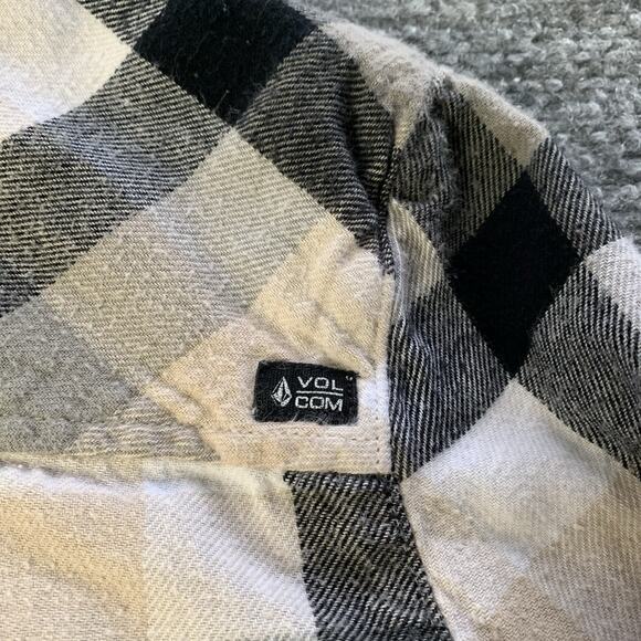 Volcom Flannel Shirt Women’s Small Black Beige White Check Plaid “Thin Layer” - Picture 14 of 15